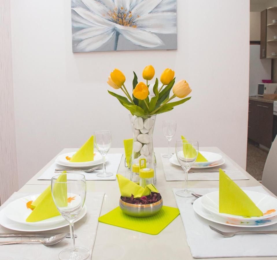 Apartment Joy Belgrado Exterior foto